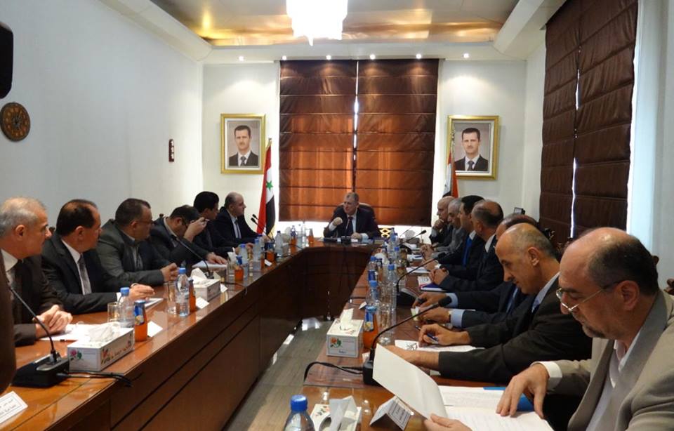 وزير النقل يستعرض عمل الوزارة خلال عام مضى.. نقد وتحليل لتقويم الأداء