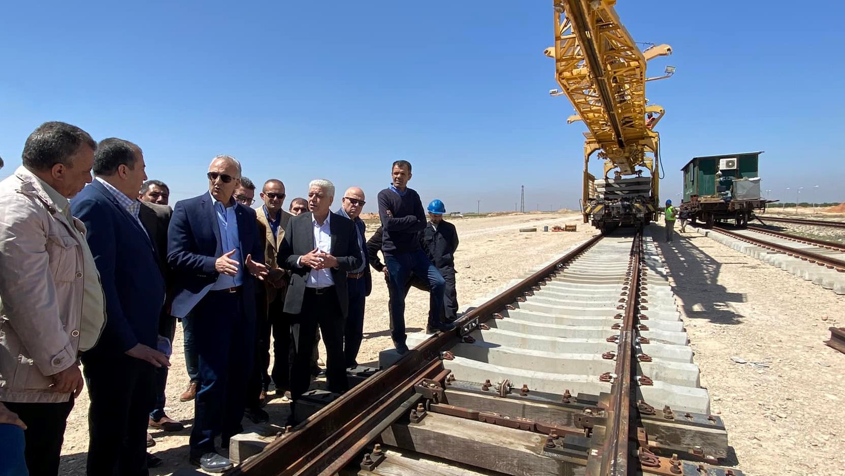 الوزير خزيّم يتفقد مشاريع ربط السكك الحديدية وإنشاء المرفأ الجاف في المدينة الصناعية بحسياء  