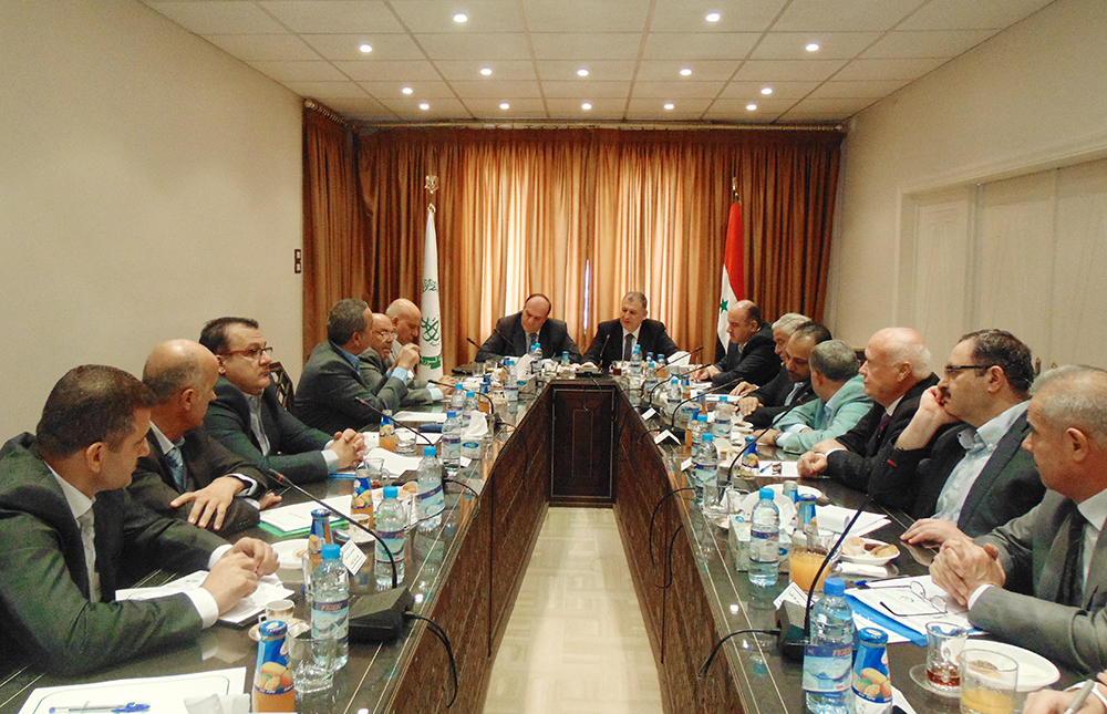 وزير النقل: الهدف من هيكلة مؤسستي الطيران الحفاظ عليهما وتمكينهما من البقاء
