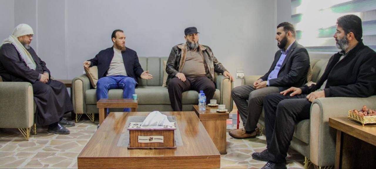 لبحث سبل تحسين التواصل ..اجتماع بين النقل البري والمواصلات والشرطة في إدلب