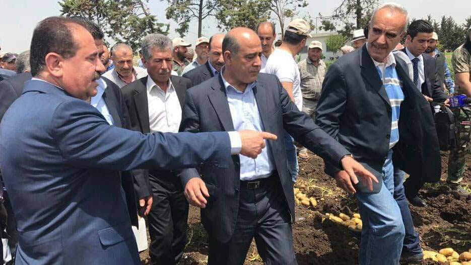 وزير النقل يشارك الطبقة العاملة ويهنئها في عيدها