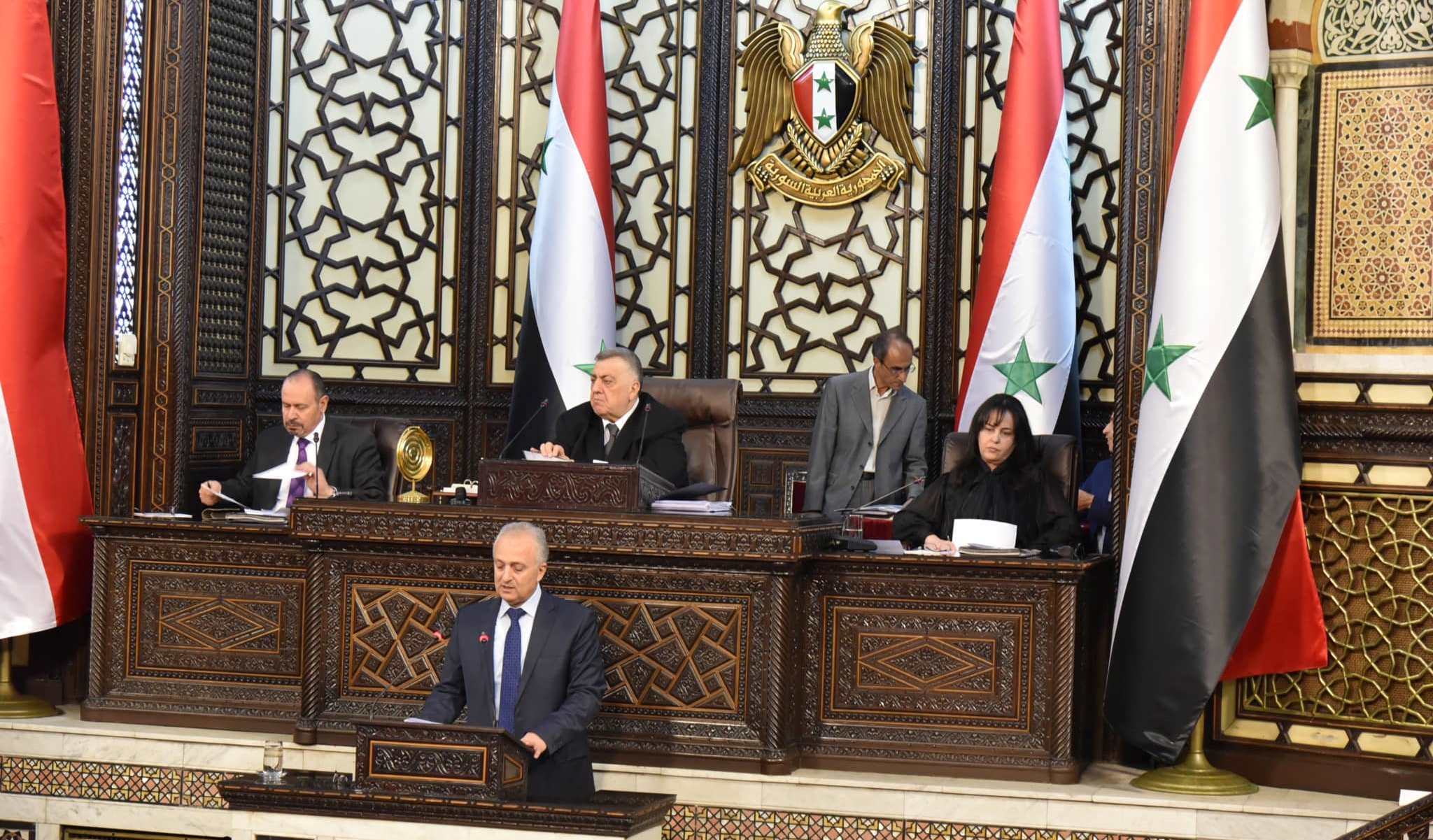 مجلس الشعب يناقش أداء وزارة النقل وخطة عملها