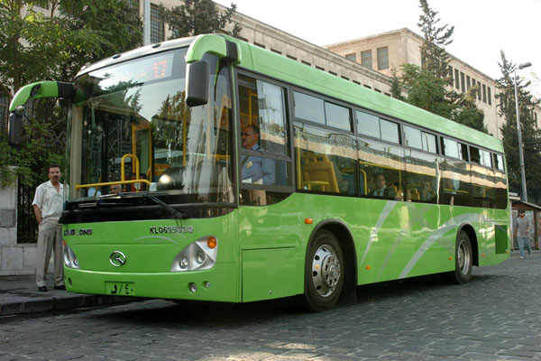 الإسراع بشراء باصات وإنشاء محطات وقود جديدة بدمشق