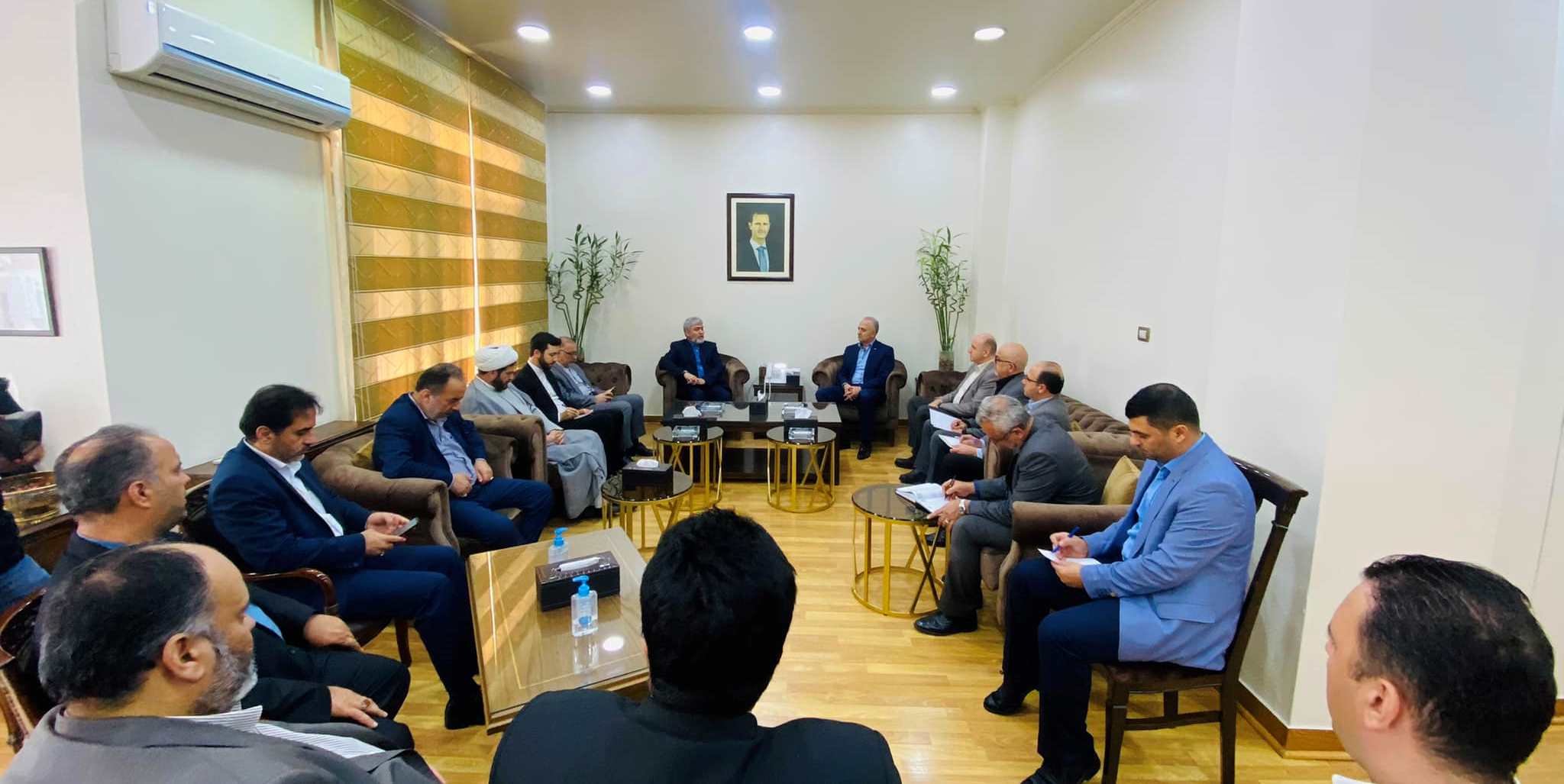 الوزير خزيّم يلتقي رئيس هيئة الحج والزيارة في الجمهورية الإسلامية الإيـرانية