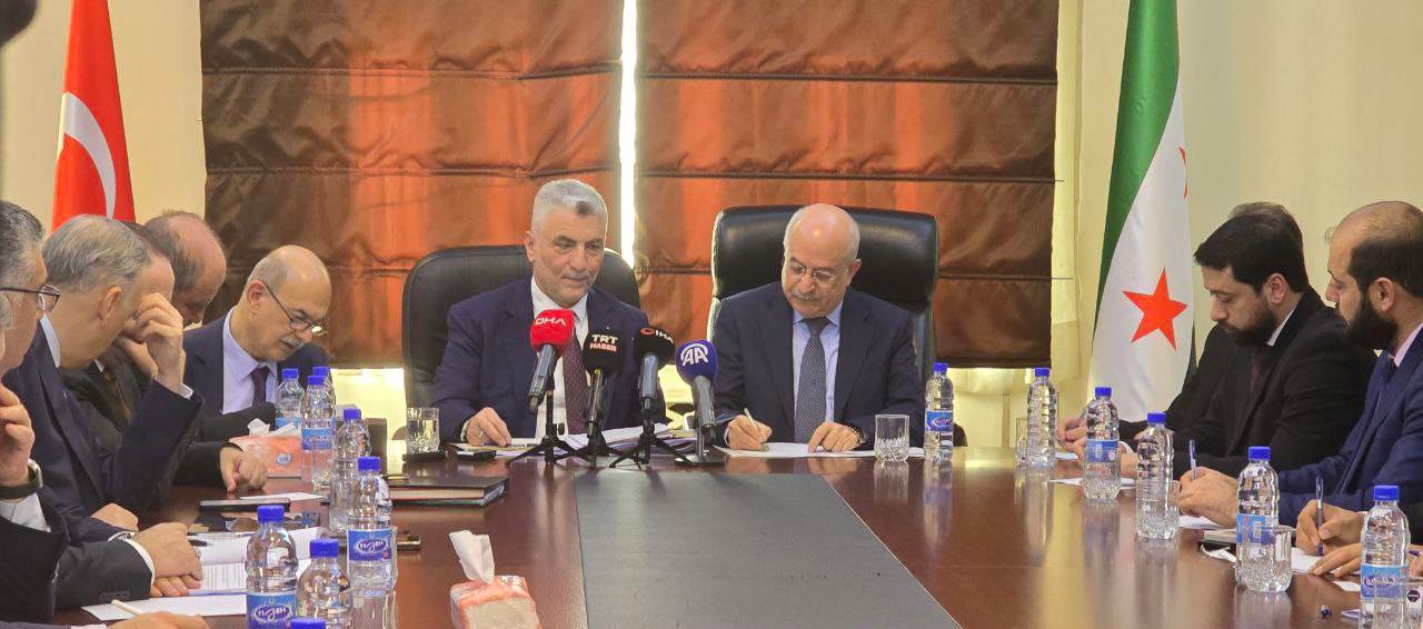 "بدر" و"بولاط" يبحثان سبل تعزيز التعاون في مجال التنمية الاقتصادية بين سورية وتركيا