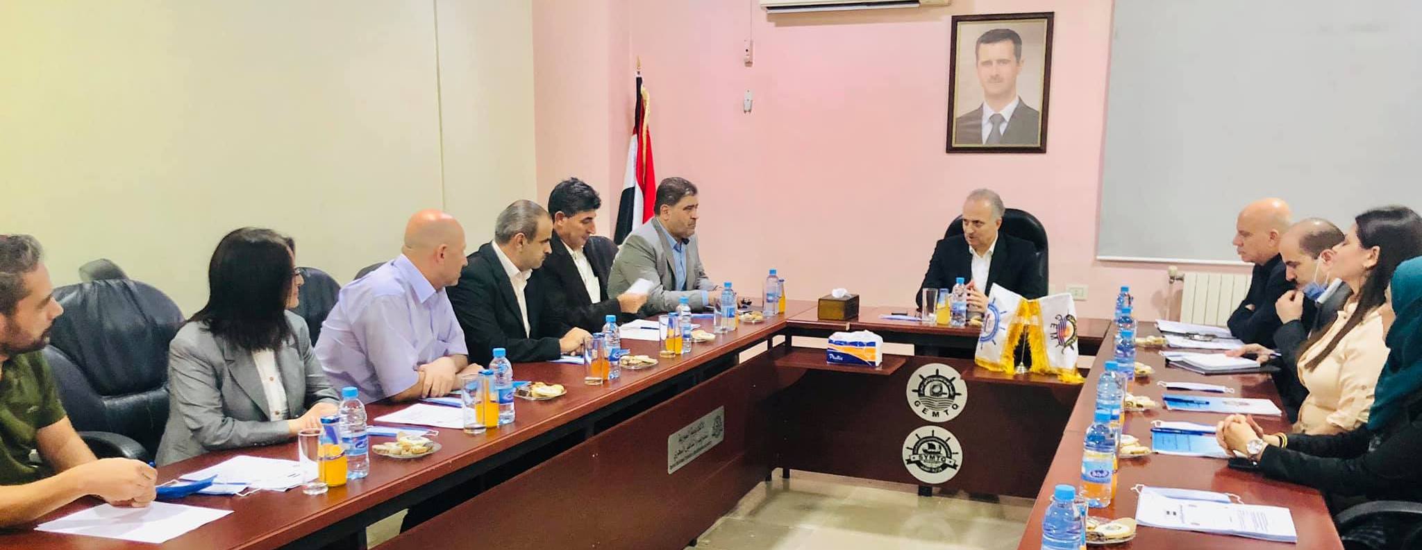 الوزير خزيّم يشدد على أهمية تدريب وتأهيل أطقم السفن ورفع مستواهم المهني