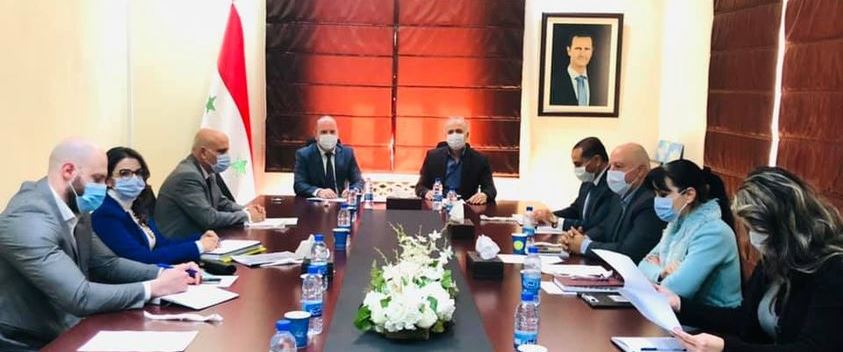الوزير خزيّم يناقش مع وزير السياحة القرار الناظم للأملاك العامة البحرية