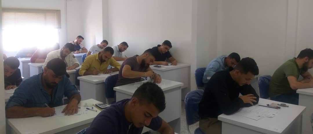 /86/ متقدماً في أولى امتحانات المركز الامتحاني التابع للمديرية العامة للموانئ