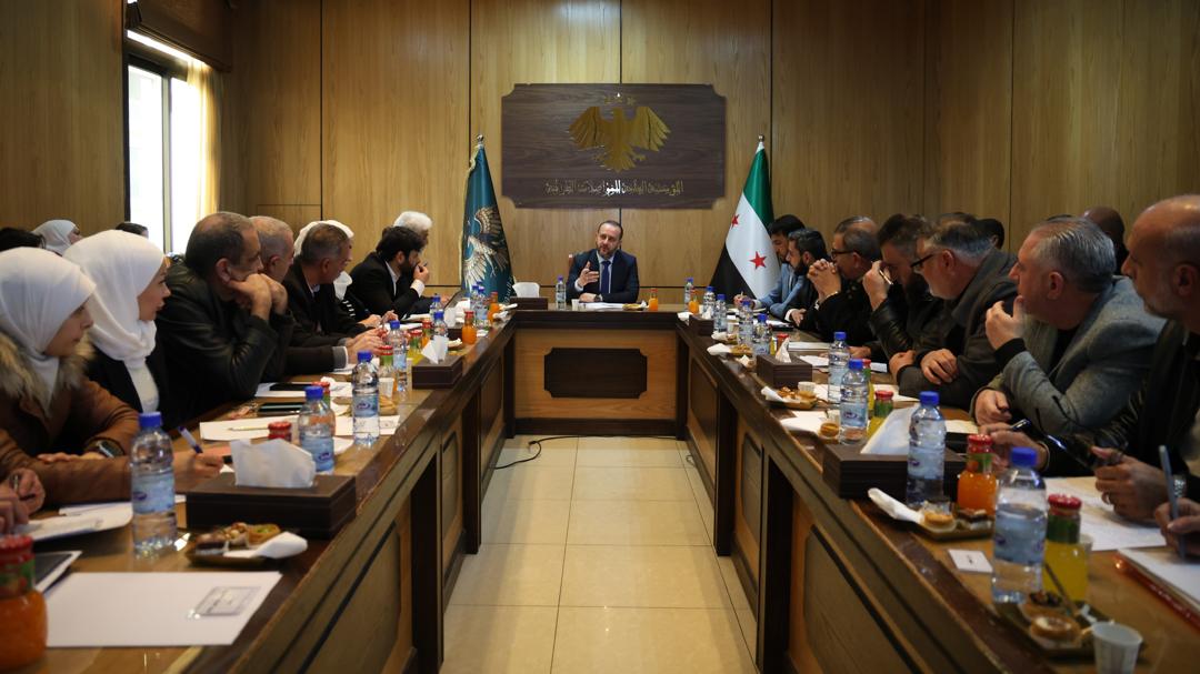 اجتماع موسّع لمعاون وزير النقل للاطلاع على خطة 2026 وتحسين واقع شبكة الطرق