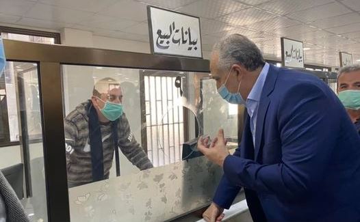 الوزير خزيّم يتفقد عمل مديرية نقل دمشق ويلتقي المراجعين ويستمع إلى ملاحظاتهم وانطباعاتهم